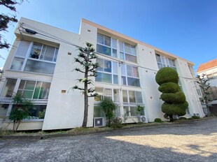 岩本マンションの物件外観写真